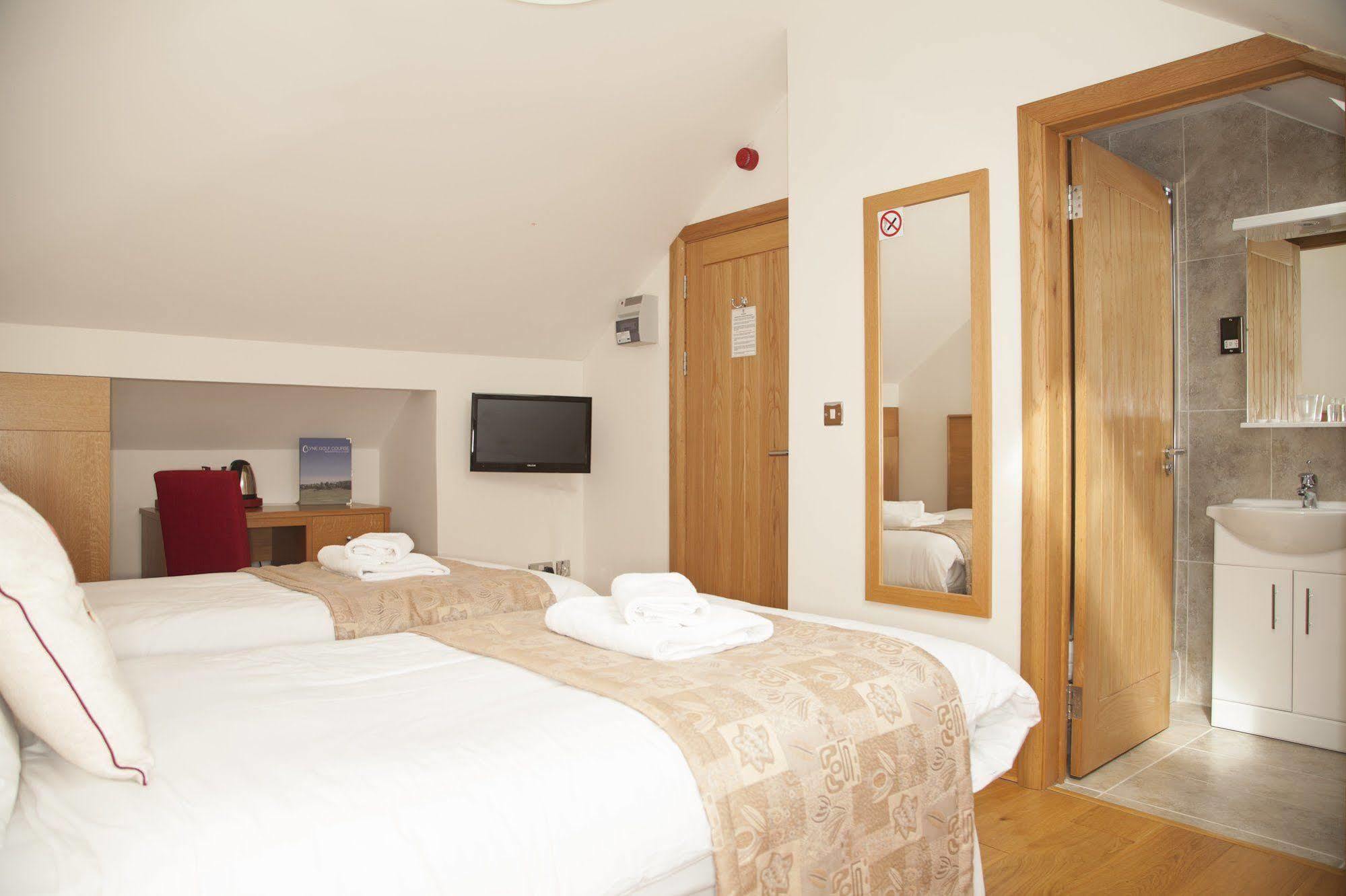 Somerfield 4*